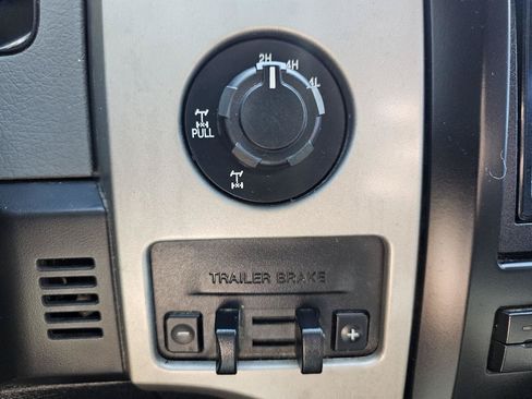Used 2012 Ford F150 XLT w/ XLT Chrome Pkg AWD/4WD image 15