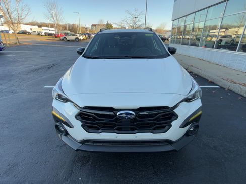 Certified 2025 Subaru Crosstrek 2.5i Sport w/ Crosstrek Mirror Package image 8