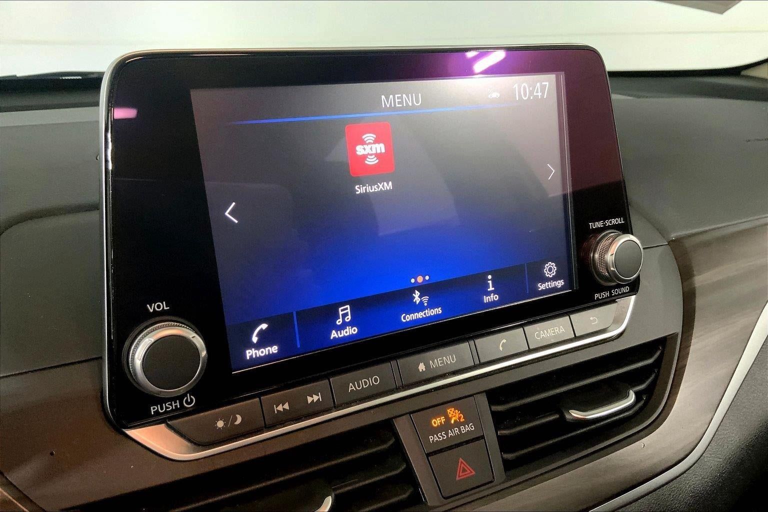 Used 2025 Nissan Altima 2.5 SV FWD image 6