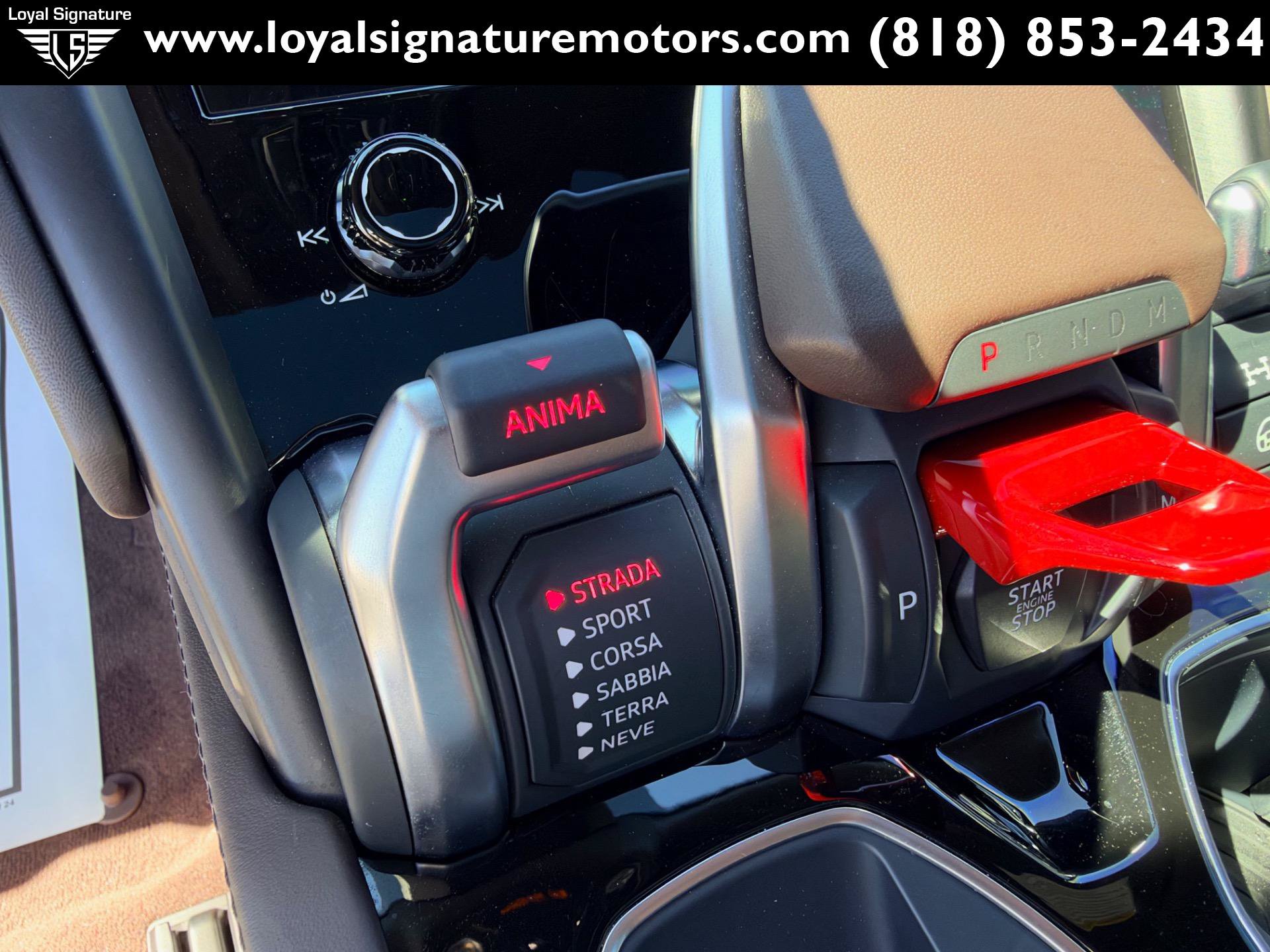 Used 2023 Lamborghini Urus S AWD/4WD image 27