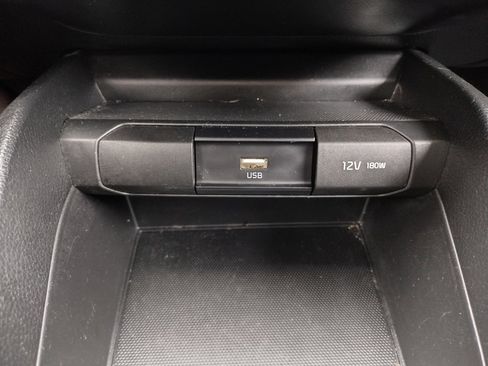 Used 2023 Kia Rio S image 27