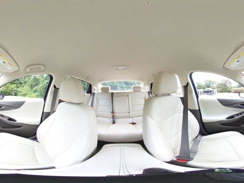 Used 2024 Chevrolet Malibu LT image 37