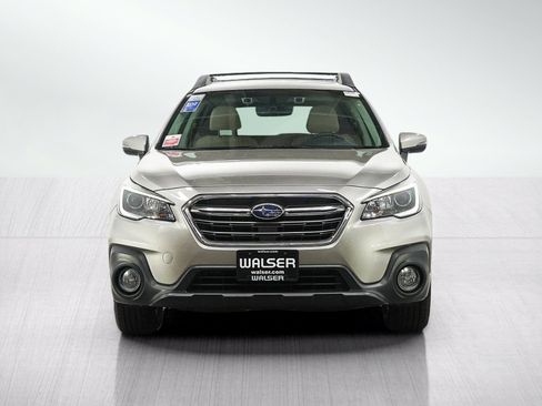 Used 2019 Subaru Outback 2.5i Premium w/ Popular Package #2 AWD/4WD image 8