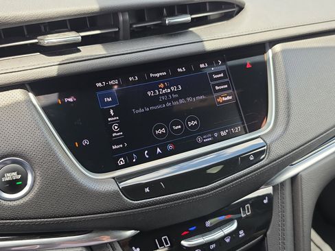 Used 2023 Cadillac XT5 Premium Luxury FWD image 21