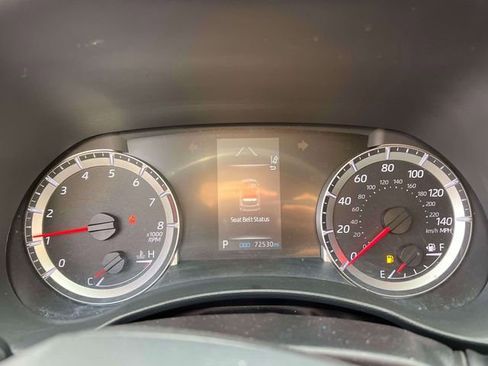 Used 2021 Toyota Highlander LE image 24