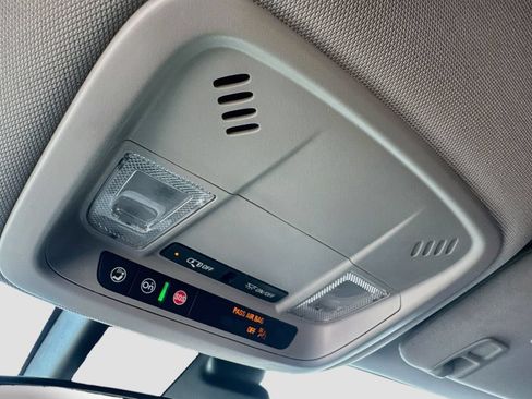 Used 2025 Chevrolet Malibu RS w/ LPO, Floor Liner Package FWD image 18