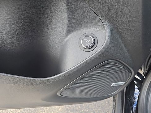 New 2026 Buick Encore GX Avenir w/ Avenir Convenience Package image 11