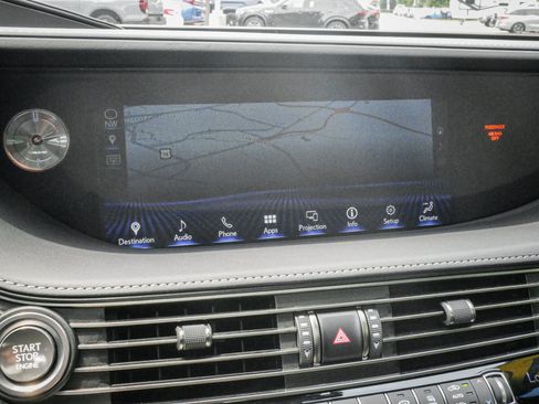 Used 2018 Lexus LS 500 w/ Luxury Package RWD image 23