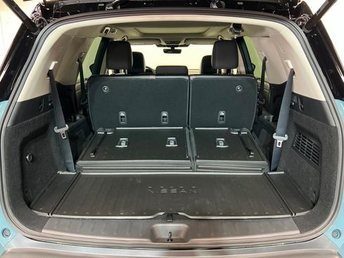 New 2026 Nissan Pathfinder Platinum AWD/4WD image 22