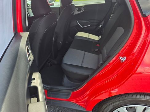 New 2025 Kia Soul LX image 18