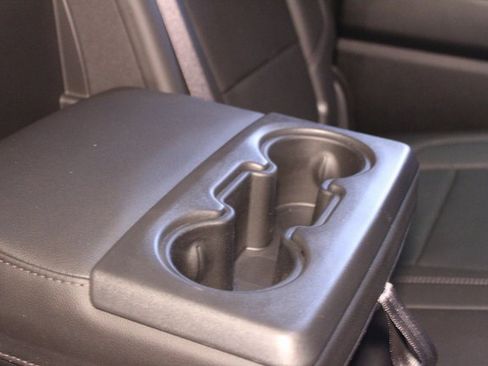 Used 2019 Chevrolet Silverado 1500 RST image 15