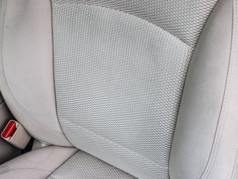 Used 2018 Subaru Outback 2.5i Premium image 23