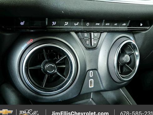 Used 2025 Chevrolet Blazer LT image 15