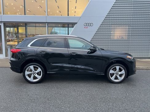 Used 2025 Audi Q5 Premium Plus image 16