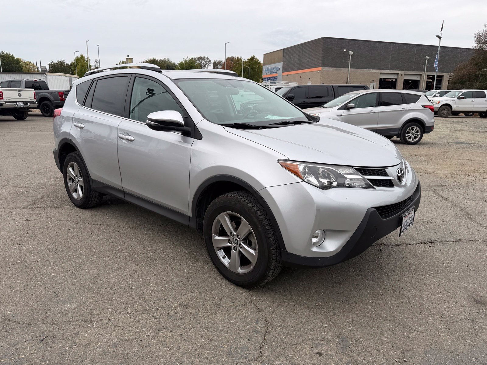 Used 2015 Toyota RAV4 XLE FWD image 7