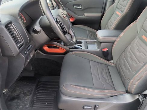 Used 2024 Nissan Frontier PRO-4X w/ Off-Road Protection Package image 19