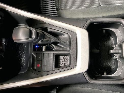 Certified 2025 Toyota RAV4 LE AWD/4WD image 41