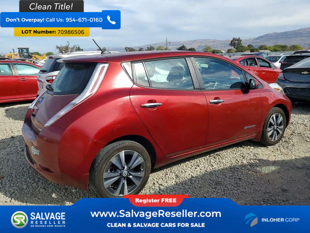 Used 2015 Nissan Leaf SL w/ Premium Package FWD image 4