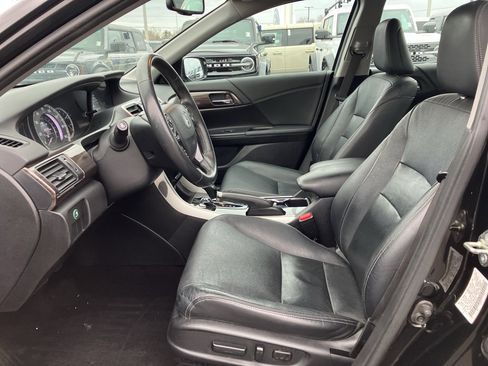 Used 2017 Honda Accord EX-L image 26