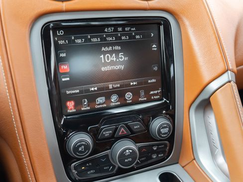 Used 2013 SRT Viper GTS w/ GTS Laguna Interior Pkg RWD image 16