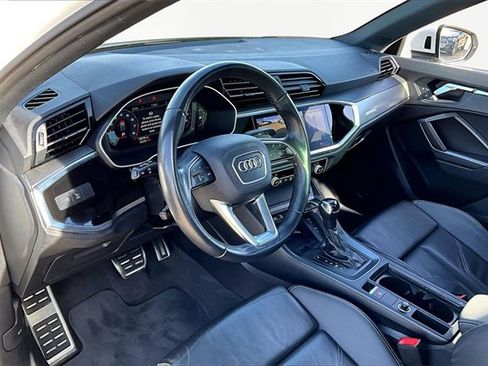 Used 2024 Audi Q3 2.0T Premium Plus w/ Premium Plus Package image 13