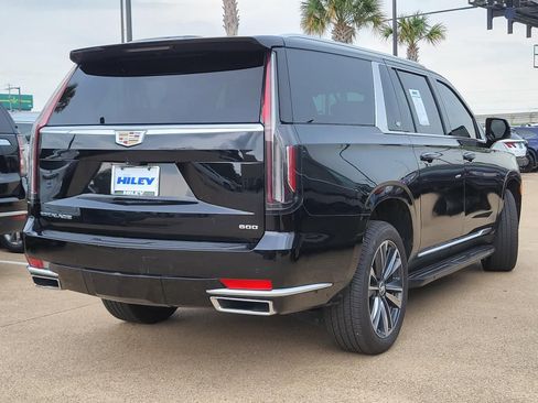 Used 2021 Cadillac Escalade ESV Premium Luxury AWD/4WD image 4