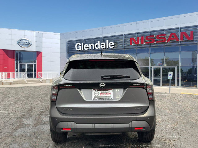 Certified 2025 Nissan Kicks SV AWD/4WD image 5