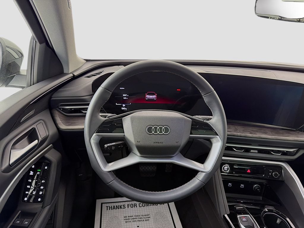 Used 2025 Audi Q5 Premium Plus w/ Premium Plus AWD/4WD image 24