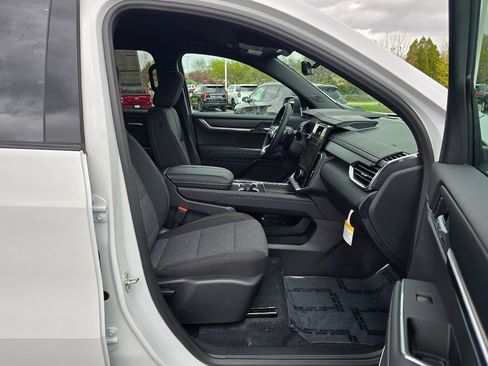 New 2026 GMC Acadia Elevation w/ Black Edition AWD/4WD image 36