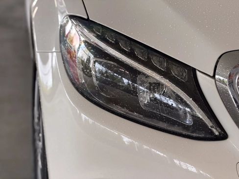 Used 2015 Mercedes-Benz C 300 4MATIC Sedan w/ Premium 1 Package image 10