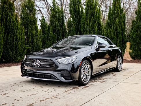 Used 2023 Mercedes-Benz E 450 Cabriolet w/ AMG Line image 5