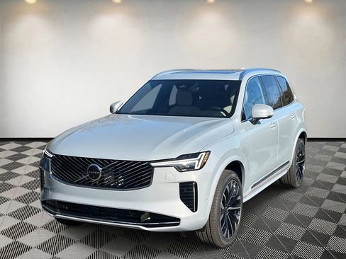 New 2026 Volvo XC90 B6 Plus image 7