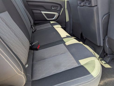 Used 2024 Nissan Titan SV image 14