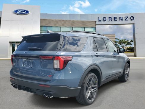 New 2026 Ford Explorer ST image 4