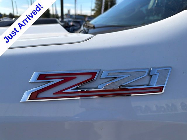 Used 2022 Chevrolet Silverado 1500 Custom Trail Boss w/ LPO, Dark Essentials Package AWD/4WD image 12