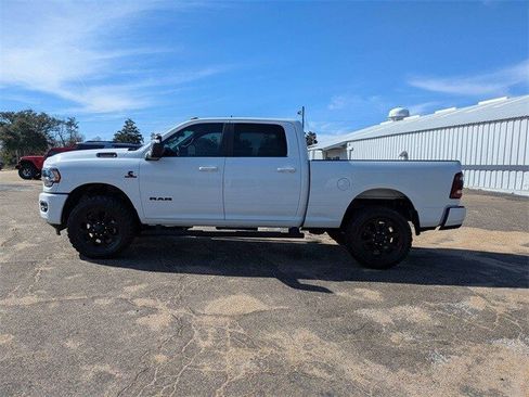 Used 2024 RAM 2500 Big Horn w/ Night Edition image 7