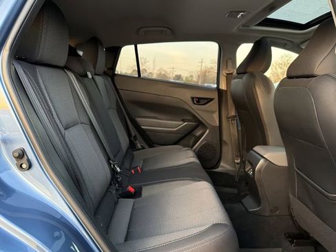 Used 2024 Subaru Crosstrek 2.0i Premium image 16