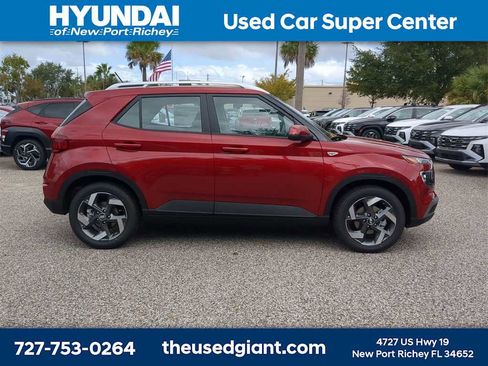 New 2026 Hyundai Venue SEL image 8