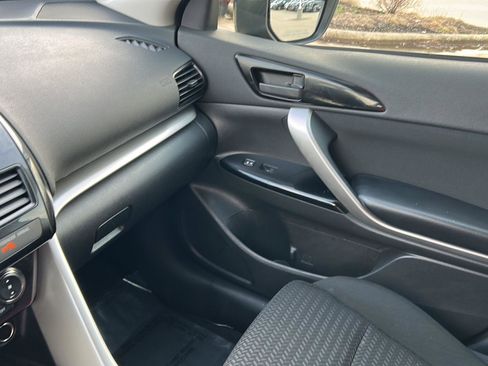 Used 2024 Mitsubishi Eclipse Cross LE image 25