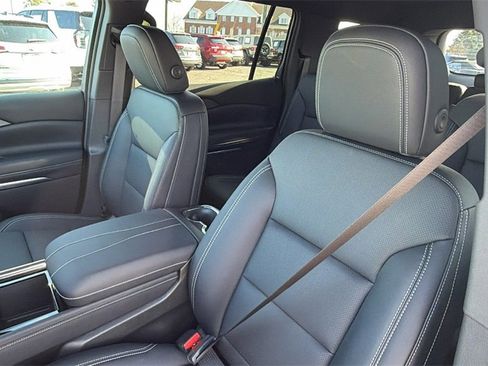 New 2026 Chevrolet Traverse LT w/ Driver Confidence Package image 15