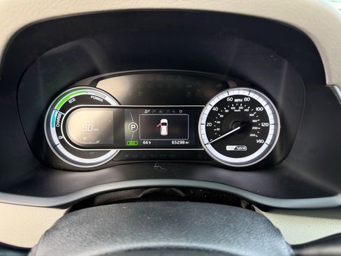 Used 2018 Kia Niro Touring image 38