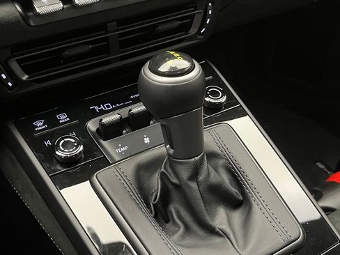 Used 2025 Porsche 911 GT3 RS image 19