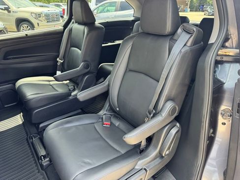 Used 2023 Honda Odyssey Touring image 20