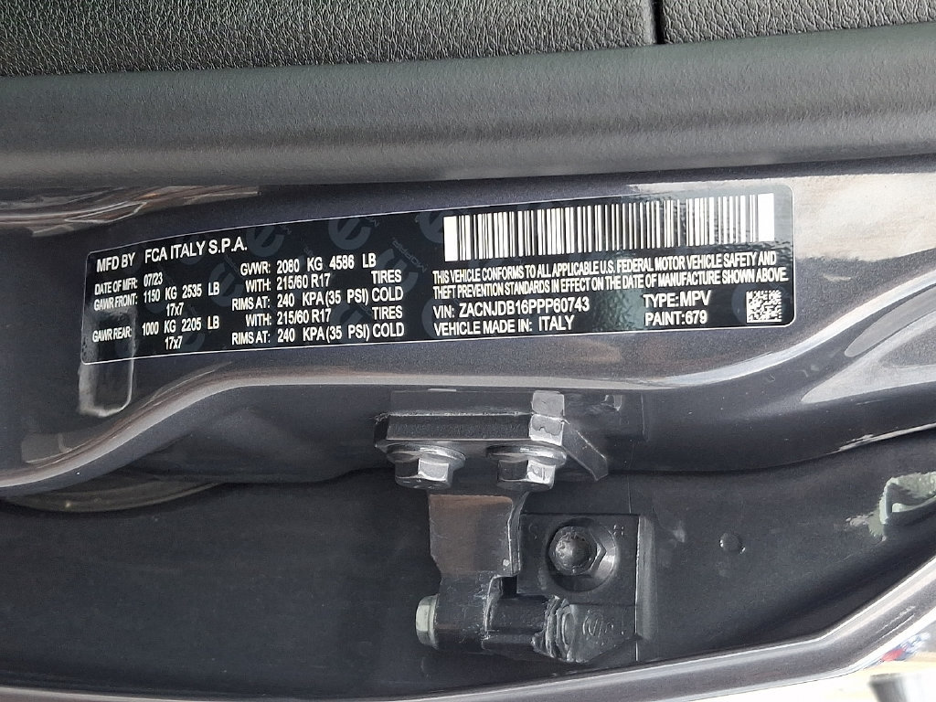 Used 2023 Jeep Renegade Latitude AWD/4WD image 27