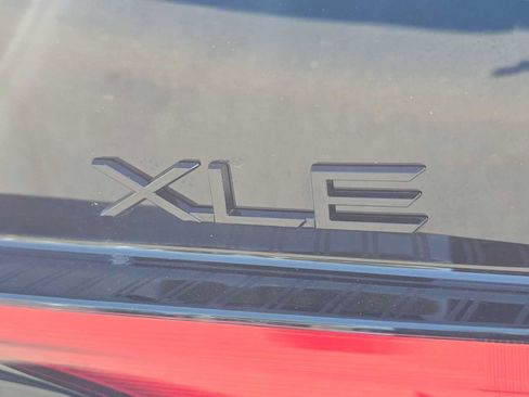 Certified 2026 Toyota Prius XLE FWD image 13