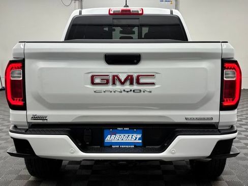 New 2026 GMC Canyon Elevation w/ Convenience Package AWD/4WD image 8