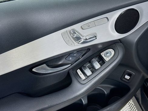 Used 2017 Mercedes-Benz GLC 300 image 18