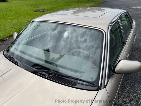 Used 2000 Jaguar XJ8 image 21