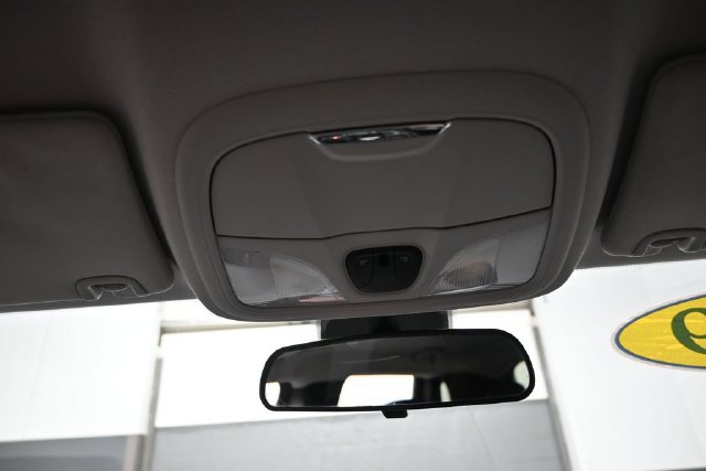Used 2019 Jeep Cherokee Latitude Plus FWD image 12