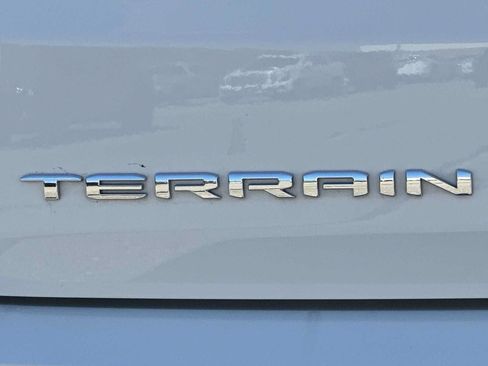 Certified 2024 GMC Terrain AT4 w/ Infotainment Package II AWD/4WD image 21